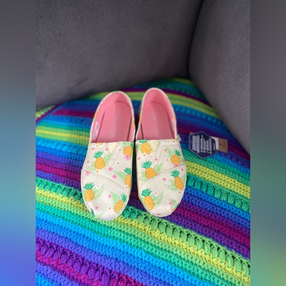TOMS | Women’s 8 | NWT | Lemonade Pineapple Paradise | Alpargata - Picture 2 of 16